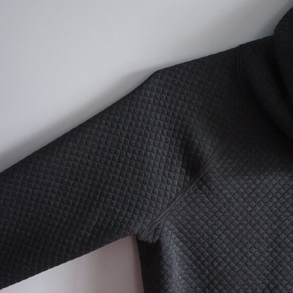 Marmot Women's Sz XS Quilted Annie Turtleneck Kangaroo Pocket Pullover Sweater - Picture 3 of 14